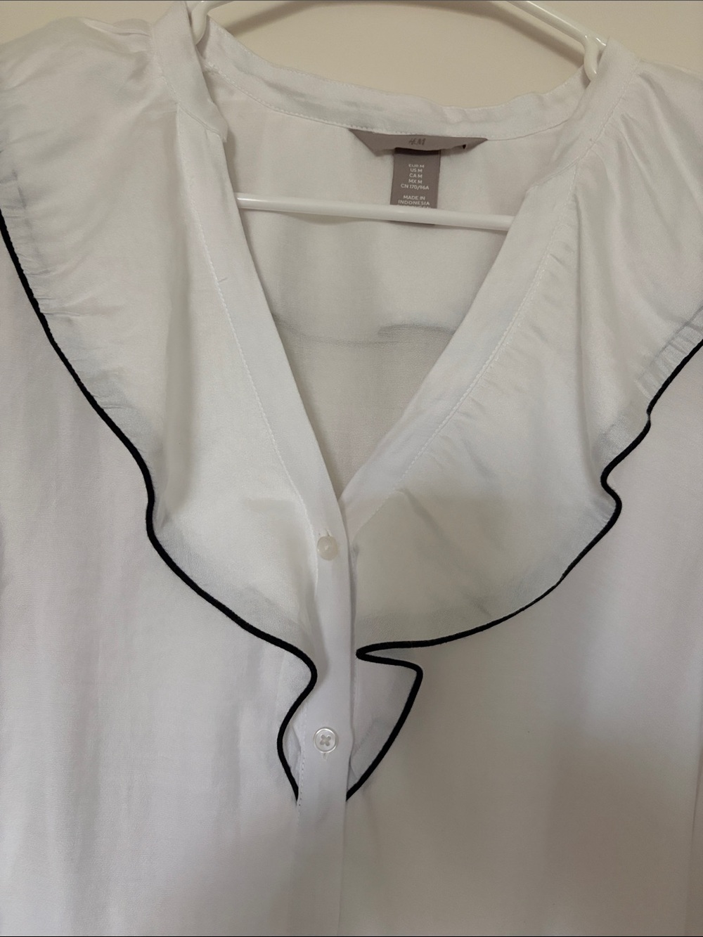 H&M White Ruffle-Trim Button Front Blouse - Picture 3 of 11